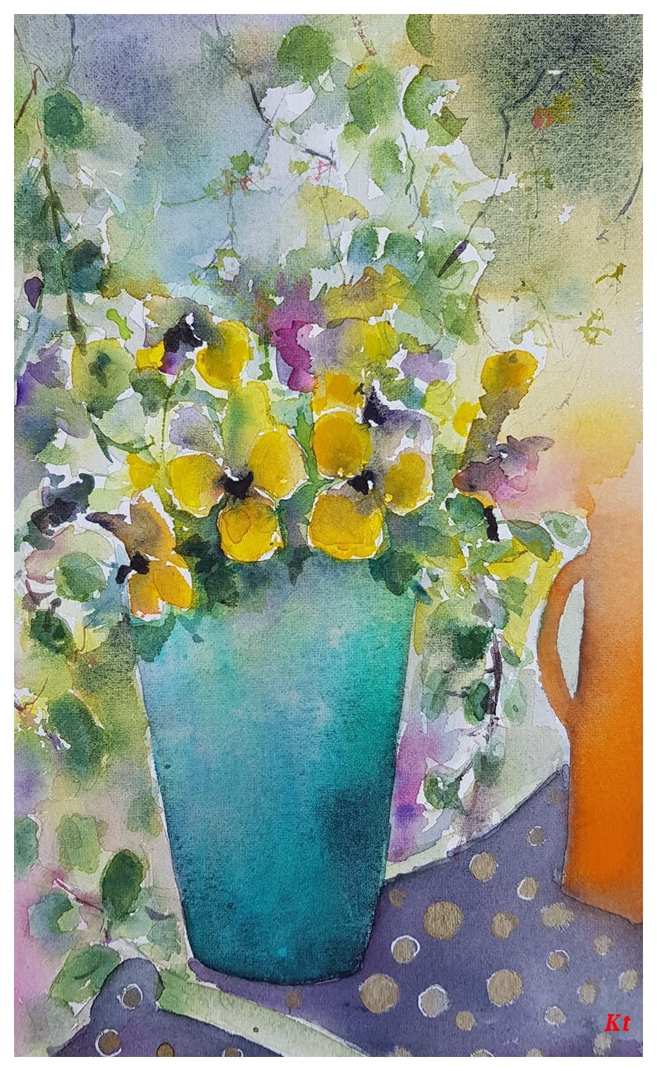Bouquet aux violettes et à  la nappe à pois ronds